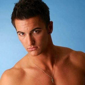 Meet your Posher, Mathew